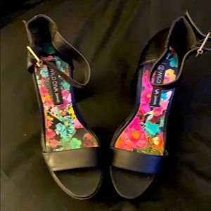 Heels Wild Diva Lounge